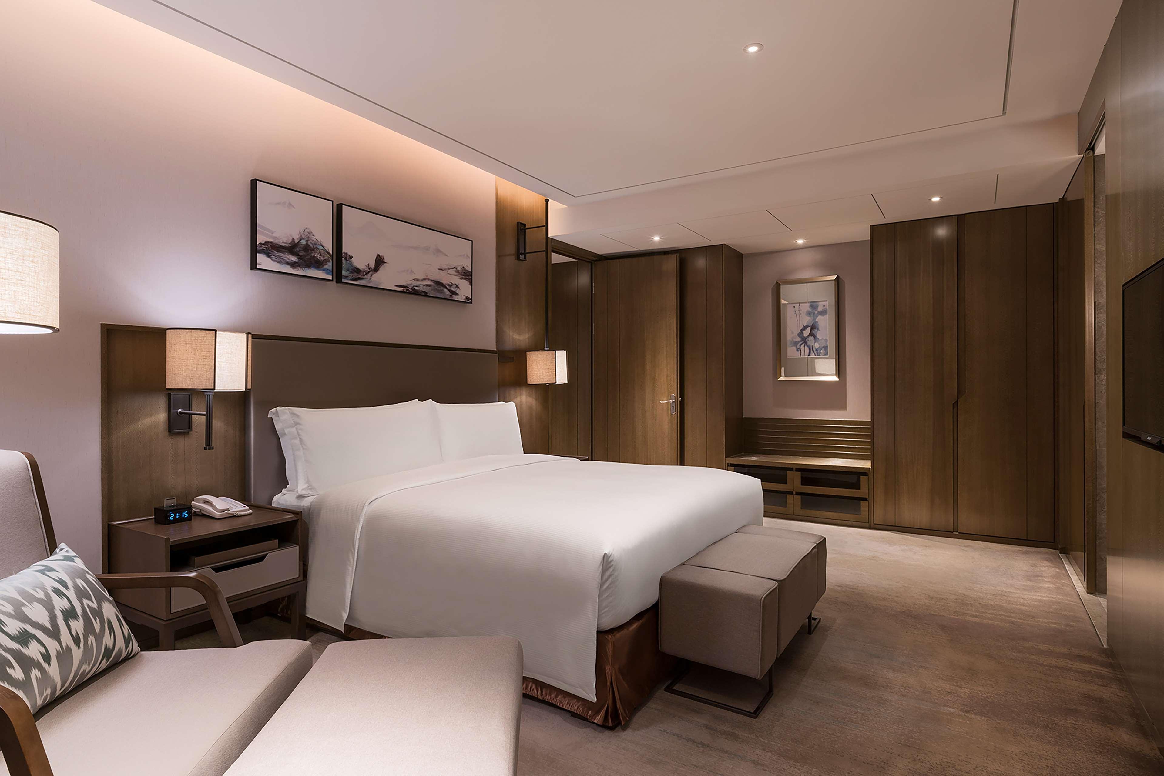 Doubletree By Hilton Hotel Shiyan Shiyan  Exterior photo